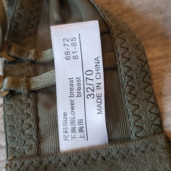 Bra & Panty Set 32 A NWOT - Picture 3 of 3